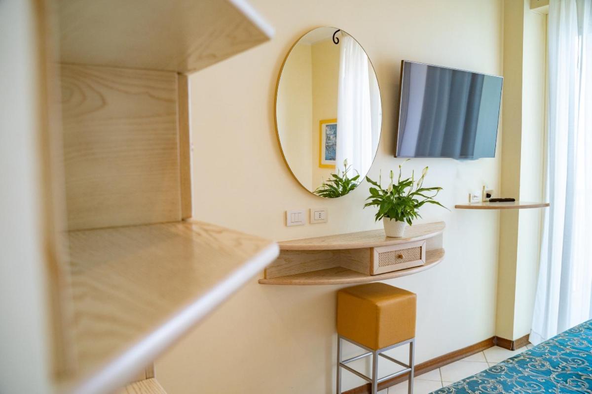 Hotel Prestige Католика Екстериор снимка